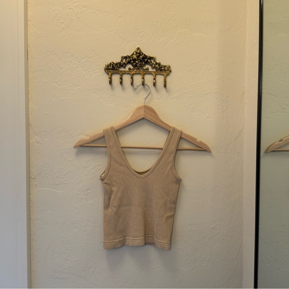 Boutique "love tree" Cropped Tank